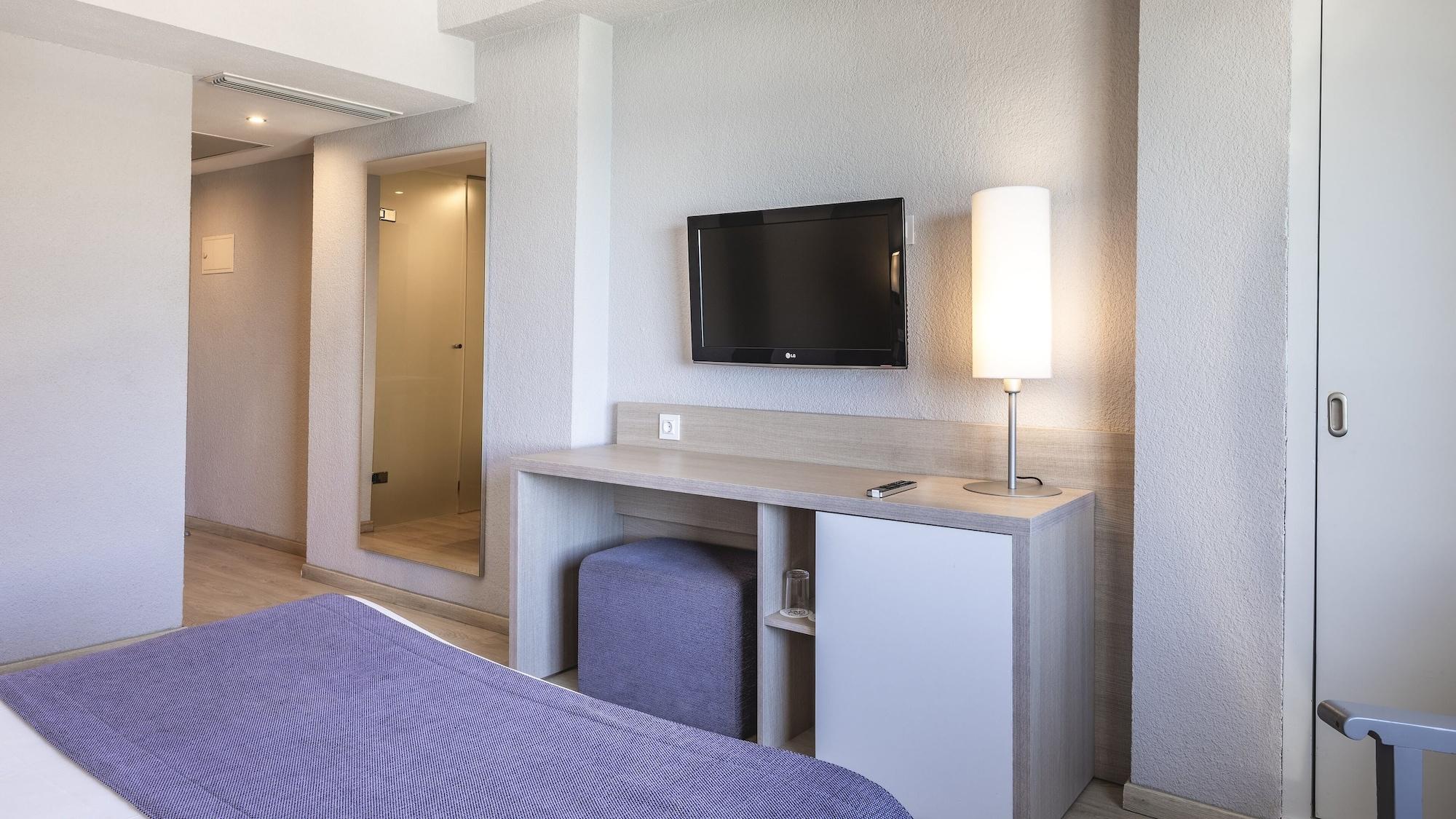 Hotel Be Live Adults Only Marivent Palma de Mallorca Exteriér fotografie Room in the hotel